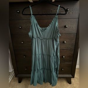 Flowy spaghetti-strap midi XL deep blue dress